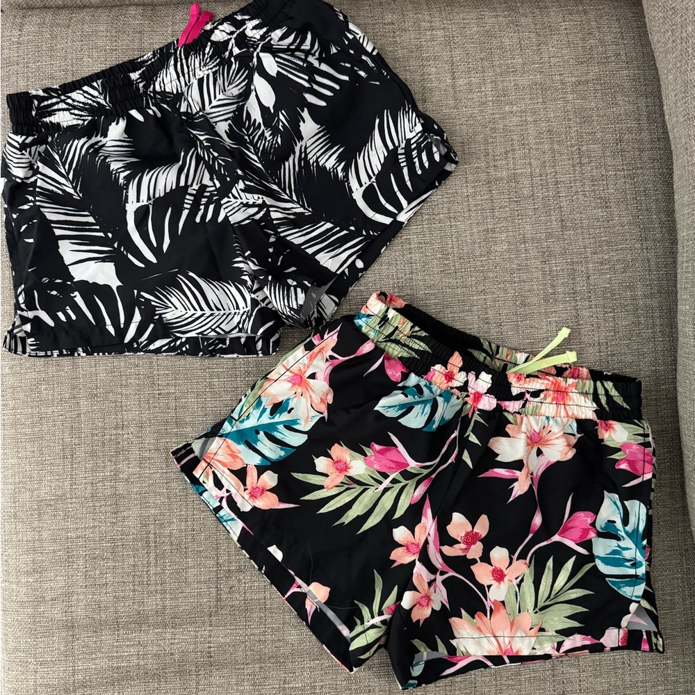 Old Navy Kids Tropical and Leaf Print Shorts - Black and Multicolor